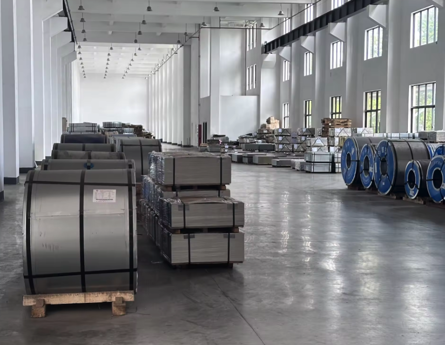Iron box and iron can packaging